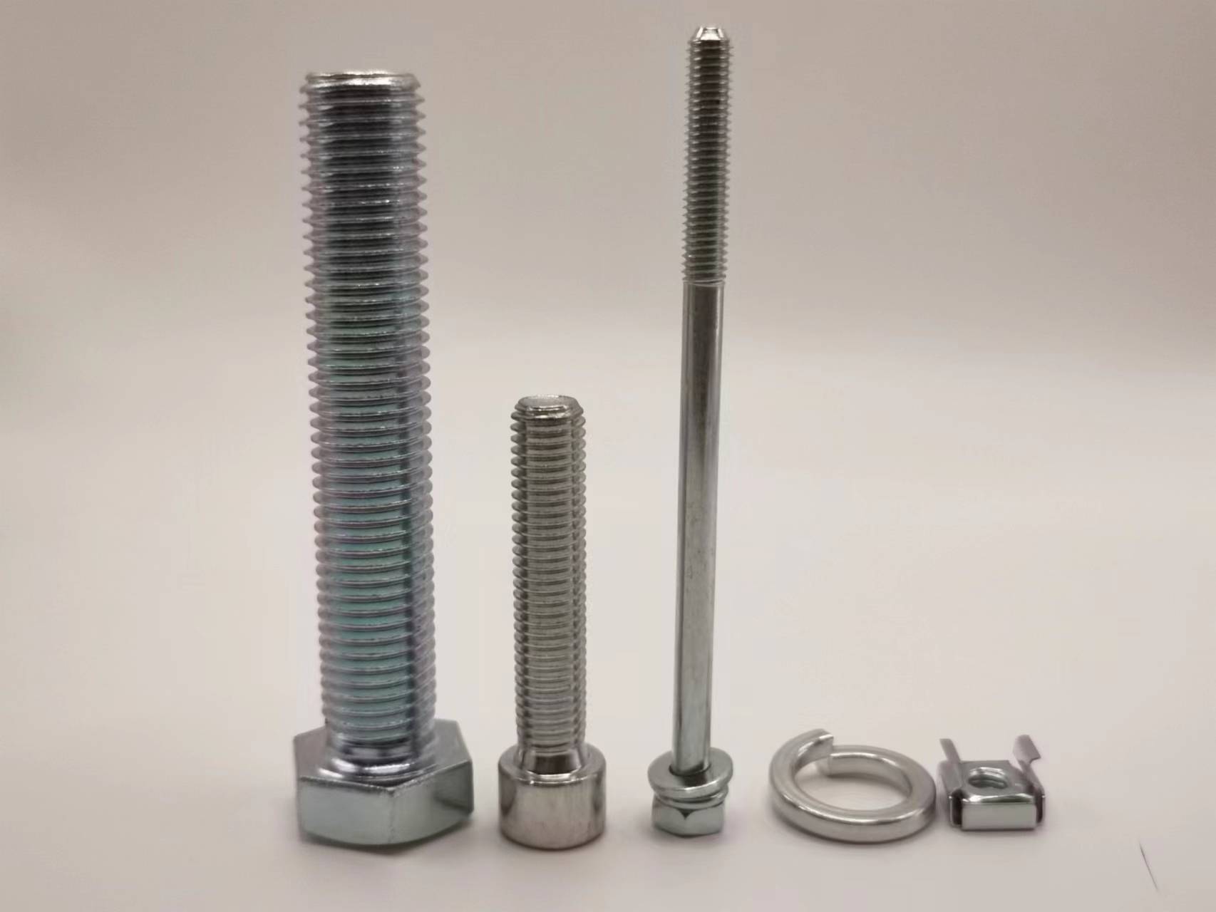 72小时盐雾环保彩锌紧固件 72小时盐雾环保彩锌紧固件